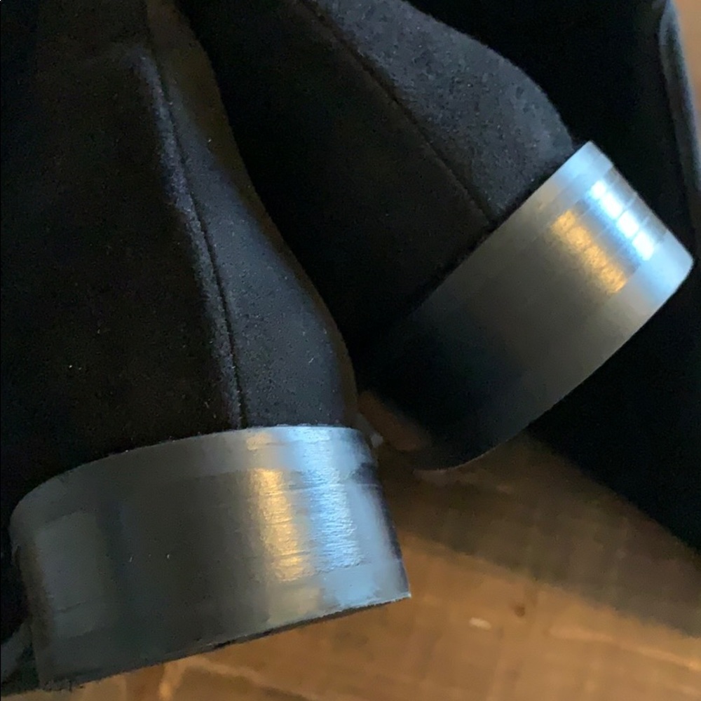 NEW 🌑 STUART WEITZMAN Hilo Suede Boot - Picture 5 of 8